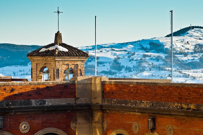 San Marino's Starlit Stroll: A Christmas Walking Tour - Exploring San Marinos Christmas Legends