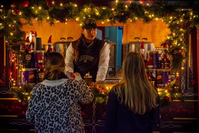 San Marino's Starlit Stroll: A Christmas Walking Tour - Indulging in Local Festive Treats