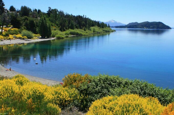 San Martín De Los Andes via the 7 Lakes - Departure and Duration