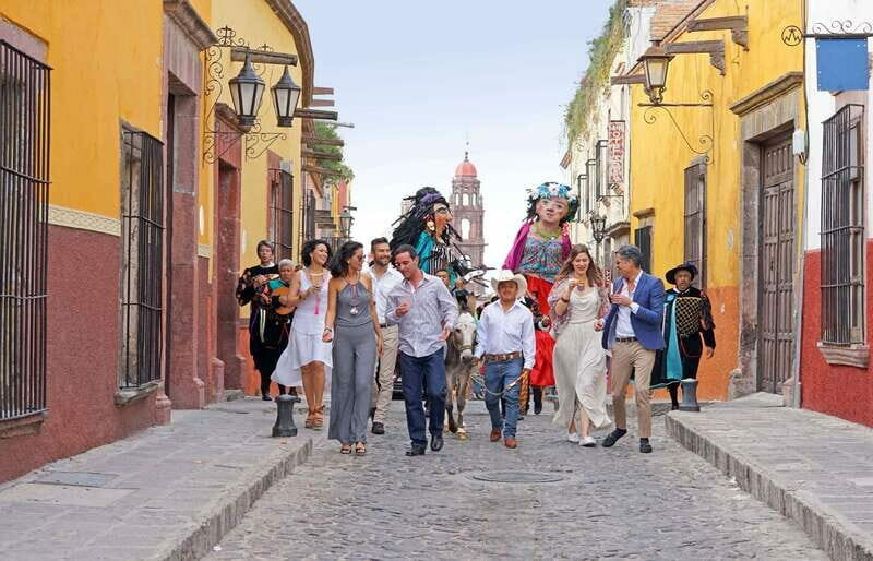 San Miguel De Allende: Downtown Landmarks Walking Tour - Visualizing the Experience