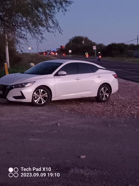 San Miguel De Allende: Private Transfer to Queretaro Airport - Booking Information