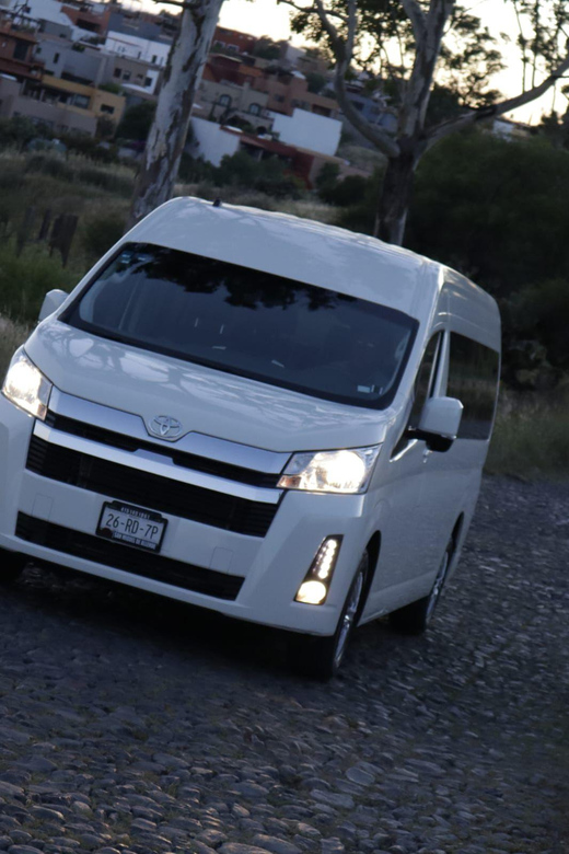 San Miguel De Allende: Transfer to Cañada De La Virgen - Vehicle and Amenities