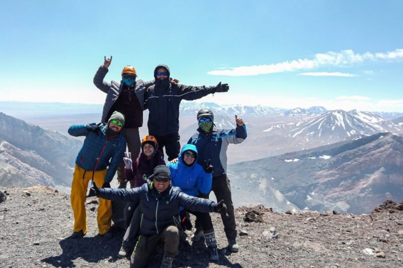 San Pedro De Atacama: Láscar Volcano Summit Hiking Day Trip - Highlights of the Experience