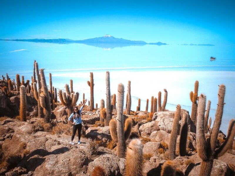 San Pedro De Atacama: Uyuni Salt Flats 4-Day Tour - Accommodation and Meals