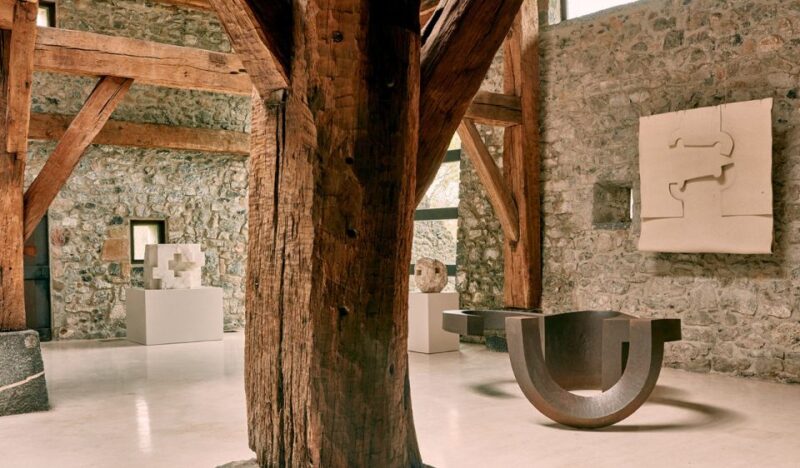San Sebastian: Chillida Leku Museum and City Tour - Key Points