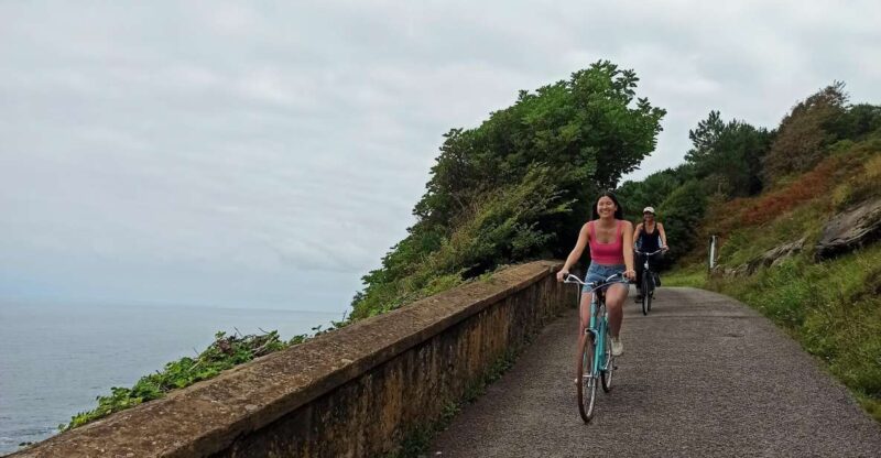 San Sebastian: Discover San Sebastian on a Bike - Discovering the Citys Highlights