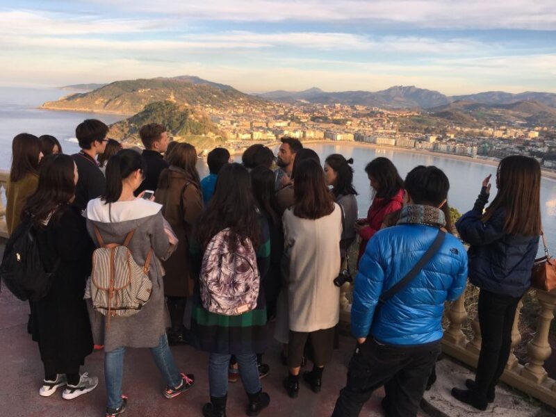 San Sebastian: Famous Local Basque Cooking Club Private Meal - Exploring San Sebastians Old Town