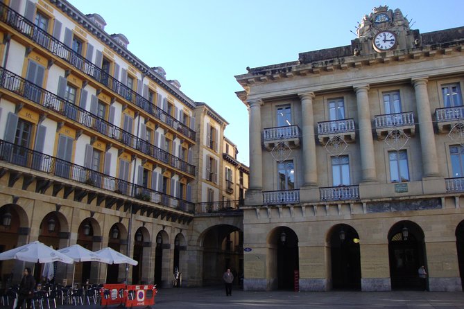 San Sebastian Highlights Private City Tour With Hotel Pick up - Explore Miramar Palace Gardens