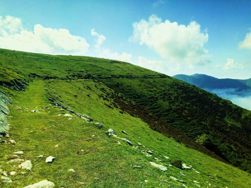 San Sebastian: Hike the Heart of the Basque Country - Hike to a Thousand-Meter Valley