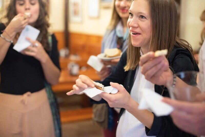 San Sebastian Like a Local: Evening Pintxos Tour - Tour Highlights