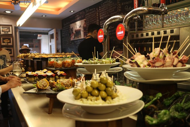San Sebastián Market & Lunch Tour With Basque Bites - Market Exploration