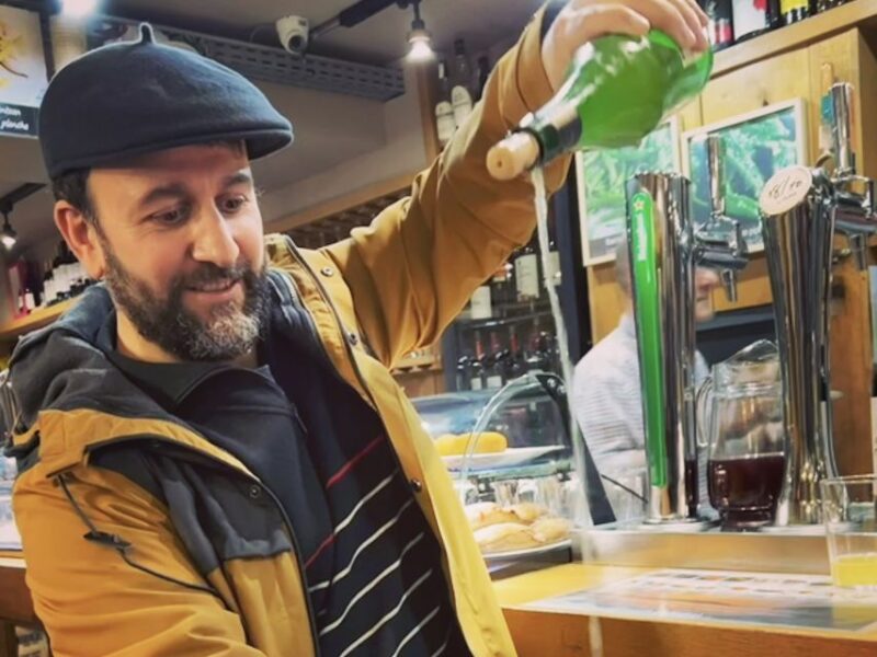 San Sebastian: Market, Pintxos and Wine Tasting Tour - Pintxos and Local Cuisine