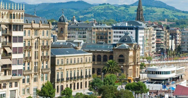 San Sebastian Old Town Outdoor Escape Game - Key Points