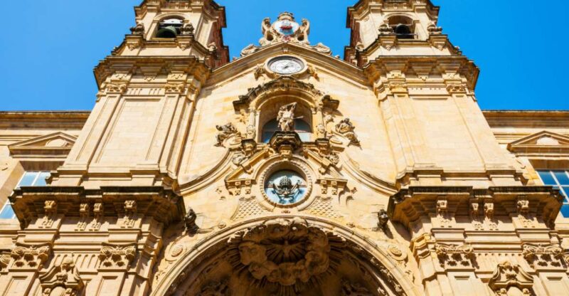 San Sebastian Private Walking Tour The Essentials - Meeting Point and Availability