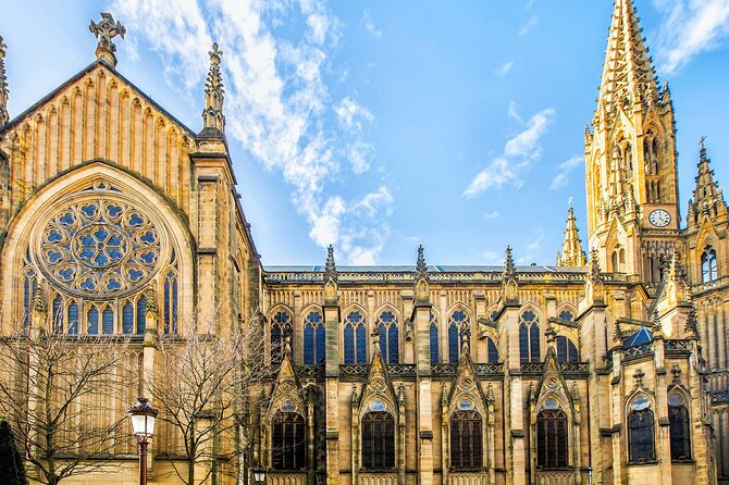 San Sebastian Scavenger Hunt and Highlights Self-Guided Tour - Interactive Scavenger Hunt Format