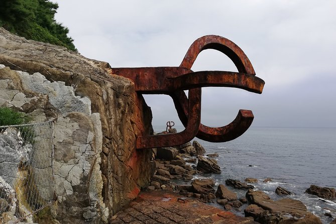 San Sebastian SIGHTSEEING and PINTXOS - Private Cultural & Gastronomic Adventure - Accessibility Features