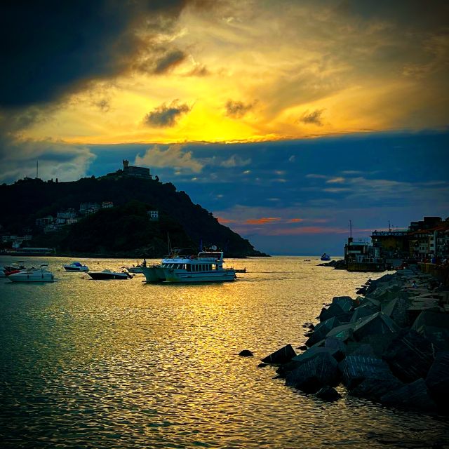 San Sebastian: Sightseeing Catamaran Bay Tour - Bay Exploration and Sights