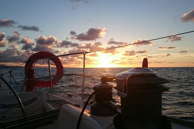 San Sebastian Sunset Sailing Trip - Scenic Sunset Sailing