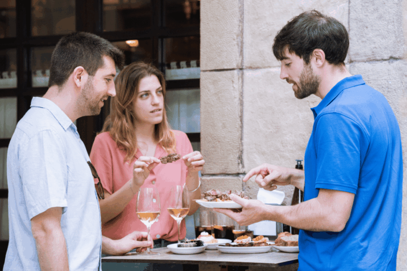 San Sebastian Walking Tour With Pintxo and Drink - Key Points