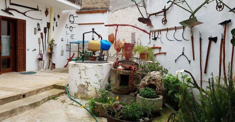 San Sperate Murales Tour - Visit a Typical Sardinian Village - Group Size and Languages
