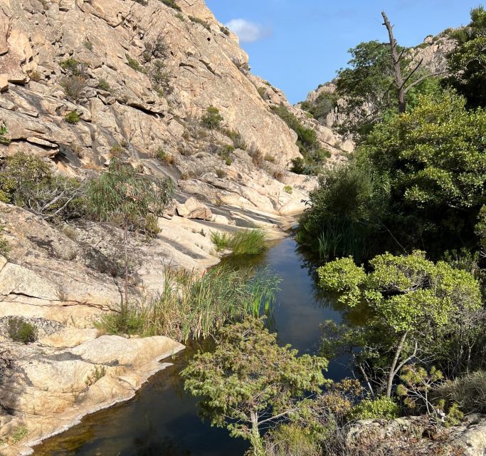San Teodoro: Guided E-Bike Tour - Meeting Point and Directions