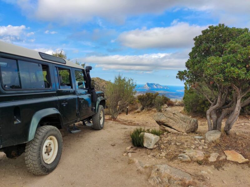 San Teodoro: Rio Pitrisconi Jeep and Hiking Tour - Experience Highlights