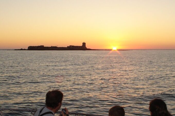 Sancti Petri: 1-Hour Sunset Catamaran Cruise - Frequently Asked Questions