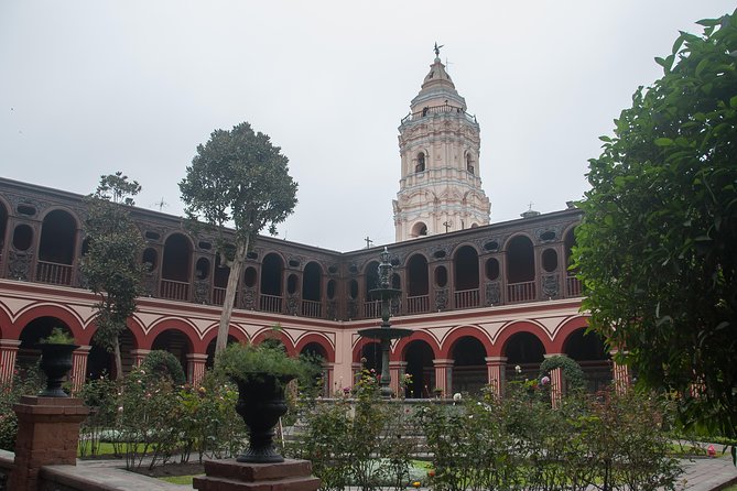 Sanctuaries of Lima Private Half-Day Tour - Basilica Y Monasterio De Santo Domingo