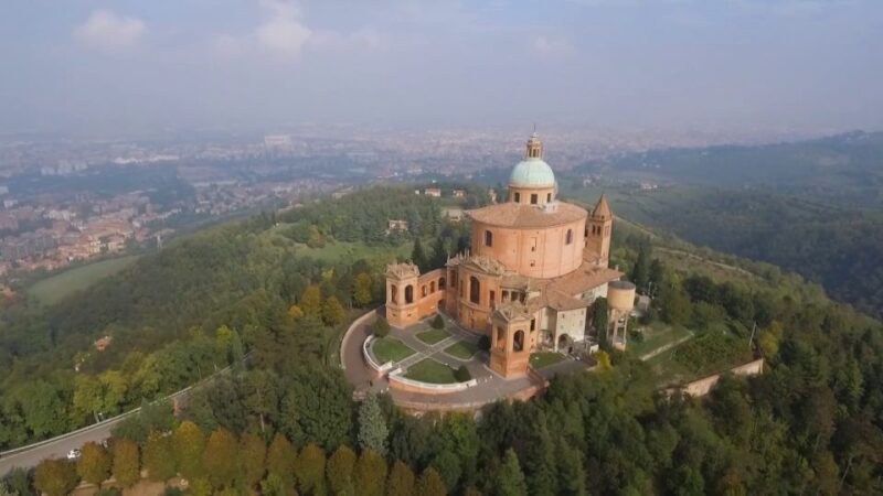 Sanctuary of S. Luca With Train and Private Guide - Sanctuary Highlights