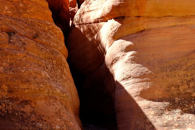 Sand Boarding and Peek-A-Boo Slot Canyon UTV Adventure - Location and Meeting Point