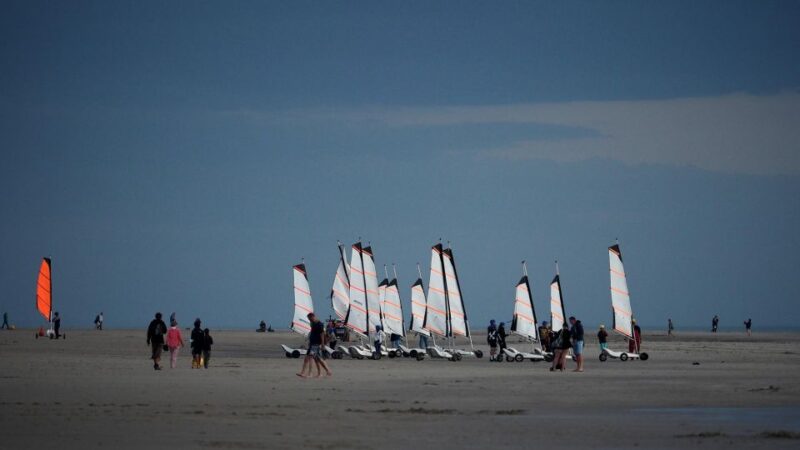 Sand Yachting Lesson On The Berck Beach - Meeting Point and Directions