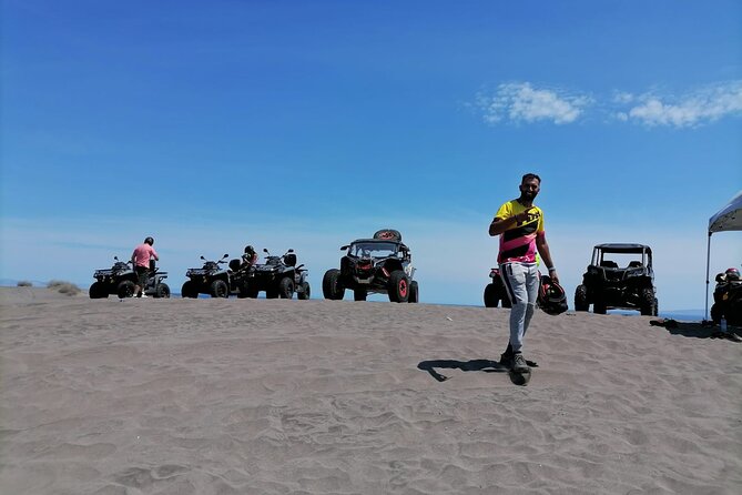 Sandboarding at the Mogote Dunes - Unique Experiences