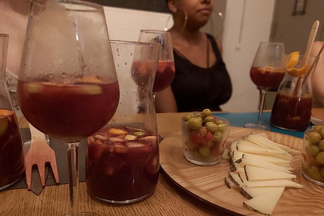 Sangria Cultural Workshop With Tapas - Maximum Number of Travelers