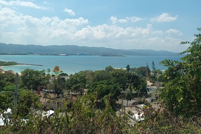 Sangster International Airport Round-Trip Transfer in Montego Bay - Schedule and Availability