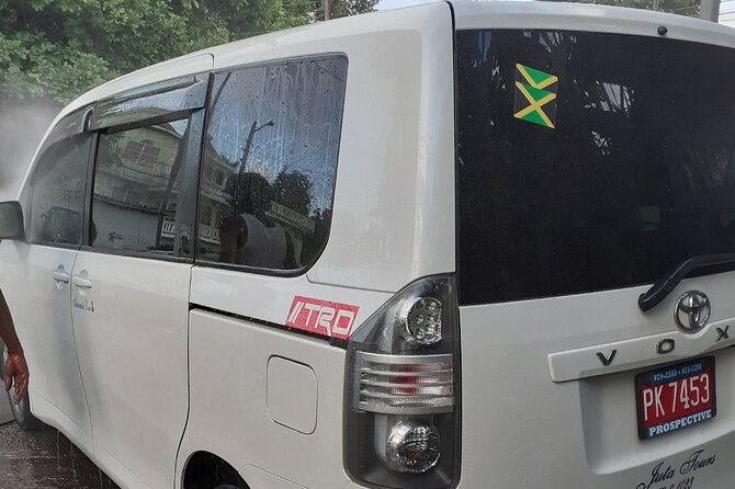 Sangster International Airport Round-Trip Transfer in Montego Bay - Confirmation and Accessibility
