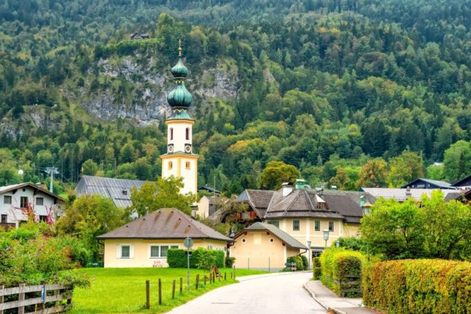 Sankt Gilgen Romantic Paradise Walking Tour - What to Bring
