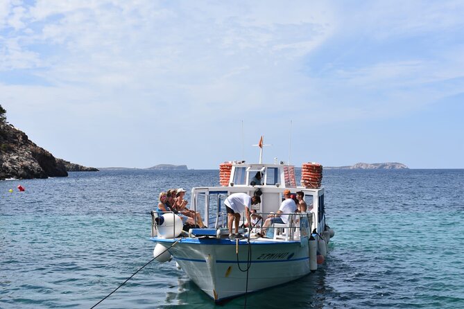 Sant Antoni-Cala Salada & Saladeta - Tour Details