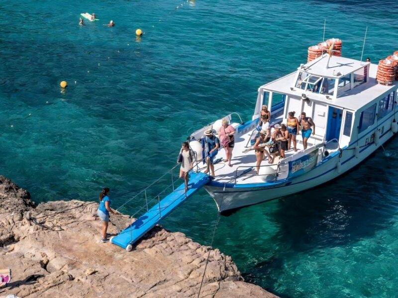 Sant Antoni: Round-Trip Ferry Transfer to Cala Salada Beach - Accessing Cala Saladeta