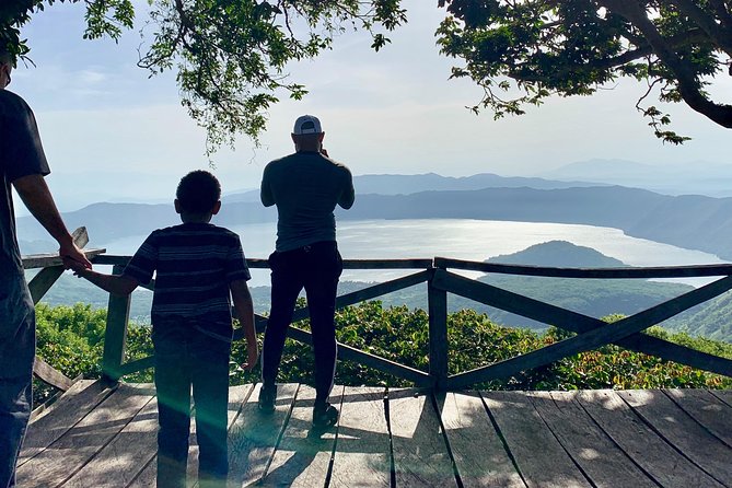 Santa Ana Volcano Hike With Privileged Early Access. Go Safe and Skip the Crowds - Unique Cloud Forest Landscapes