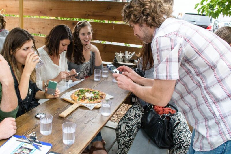 Santa Barbara: Funk Zone Food & Photo Tour - Cultural Immersion