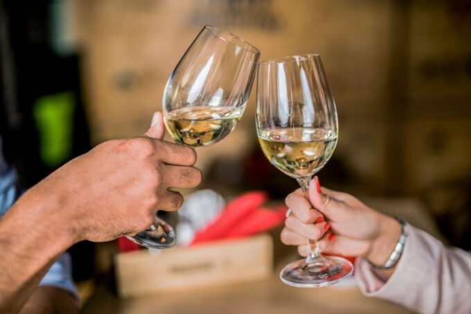 Santa Barbara: Wine, Chocolate and History Walking Tour - Historical Sightseeing