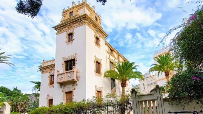 Santa Cruz: Self-guided Old Town Walk Sights and Specials - Frequently Asked Questions