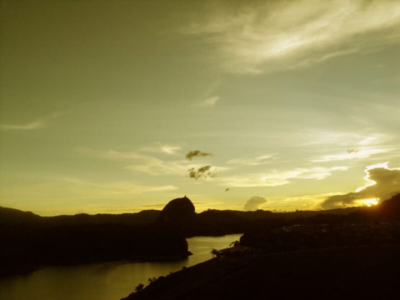 Santa Elena and Guatape Full-Day Sightseeing Tour - Detailed Itinerary