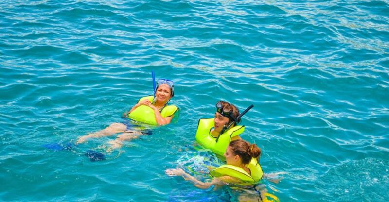 Santa Maria Bay Snorkeling Tour - Experience Highlights