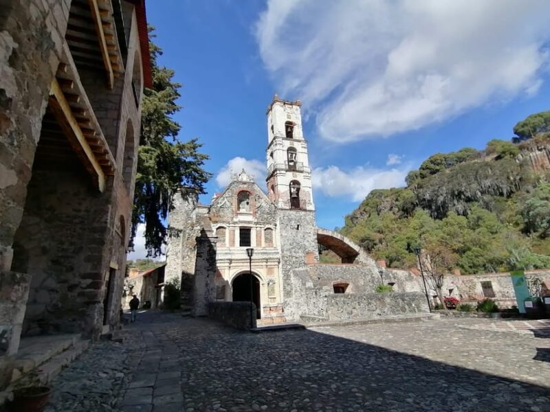 Santa María Regla Tour: Unveiling Natural Treasures - Basaltic Prisms