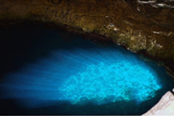Santa Maria, Sal: All-inclusive Salt Lake, Blue Eye, and Shark Bay - Exploring Salt Lake Salinas