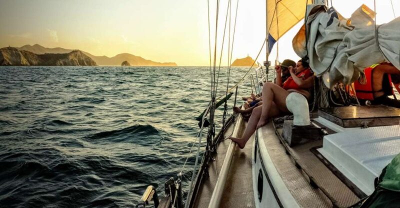 Santa Marta Bay: Sunnset on a Sail Boat - Itinerary