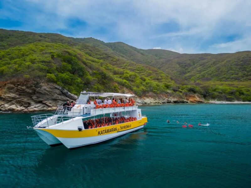 Santa Marta: Boat Between El Rodadero and Inca Inca Beach - Marine Diversity at Santa Marta Aquarium