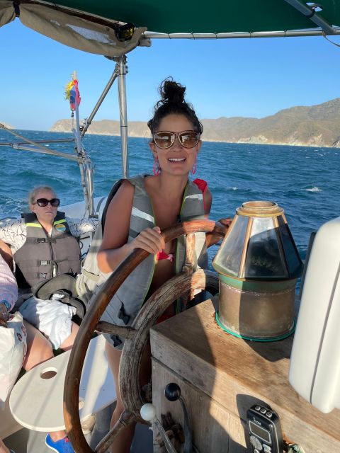 Santa Marta: Sailboat Day Tour to Tayrona Park - Amenities and Inclusions