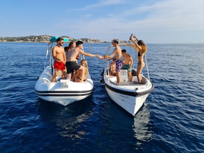 Santa Ponsa: Private Boat Rental With No Licence Necessary - Frequently Asked Questions